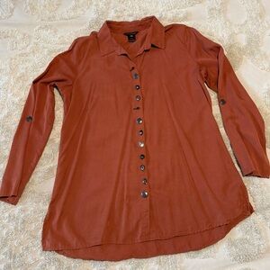 Multiples Women's S Terracotta Button-Down Shirt with roll up sleeves. Ornate